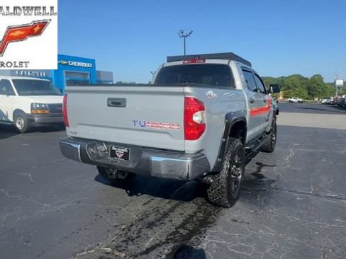 Used 2020 Toyota Tundra SR5 w/ SR5 Upgrade Package RWD image 8