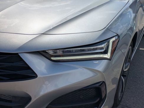 Certified 2025 Acura TLX w/ Technology Package image 12