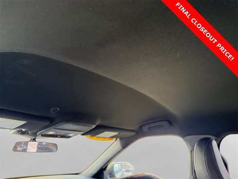 Used 2020 Ford Explorer XLT w/ Equipment Group 202A image 23