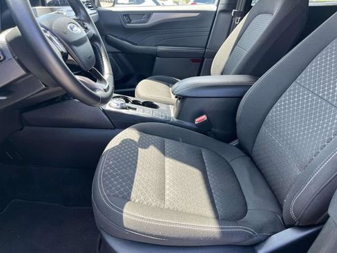 Certified 2024 Ford Escape Active AWD/4WD image 10