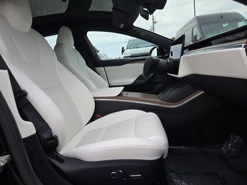 Used 2023 Tesla Model S Standard Range AWD/4WD image 22