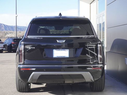 Used 2026 Cadillac Vistiq Luxury image 6