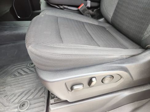 Used 2024 Chevrolet Silverado 1500 LT AWD/4WD image 26
