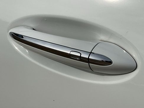 Used 2025 Buick Encore GX Preferred image 10