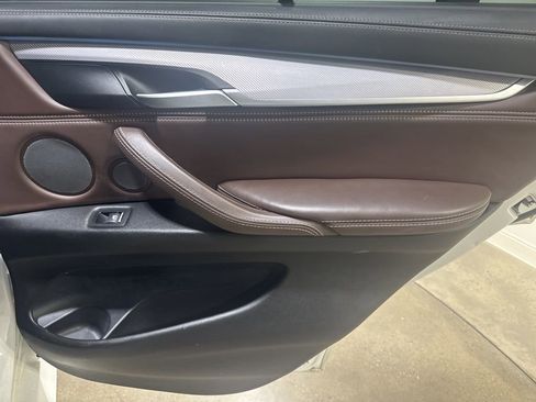 Used 2017 BMW X5 xDrive35i AWD/4WD image 23
