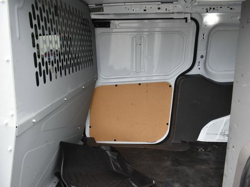 Used 2022 Ford Transit Connect XL FWD image 14