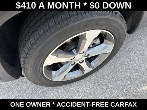 Used 2023 Jeep Grand Cherokee 4WD 4xe image 11