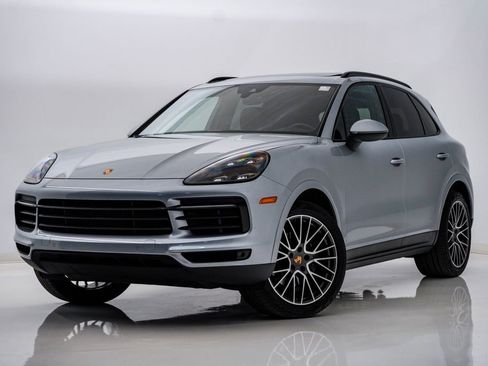 Used 2020 Porsche Cayenne AWD/4WD image 1
