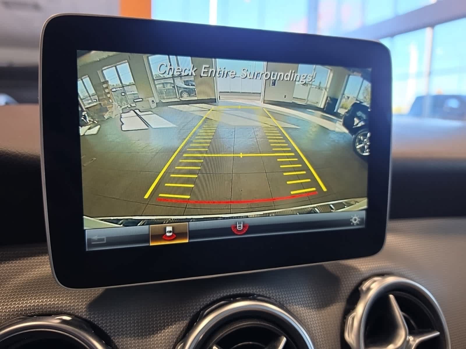 Used 2018 Mercedes-Benz GLA 250 4MATIC image 38