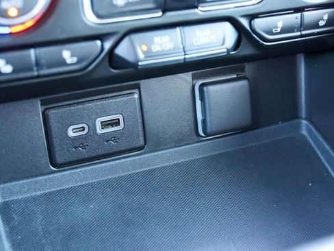 Used 2021 Chevrolet Tahoe Z71 w/ Rear Media and Nav Package image 28