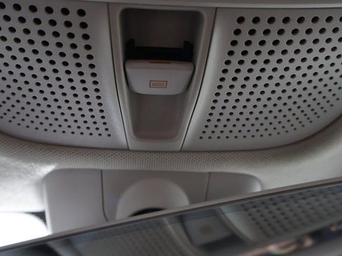 Used 2019 Mercedes-Benz C 300 Sedan w/ Premium Package image 35