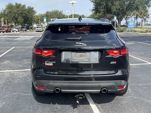 Used 2018 Jaguar F-PACE R-Sport AWD/4WD image 5