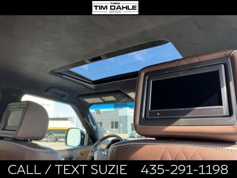 Used 2017 INFINITI QX80 Limited AWD/4WD image 10