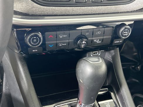 Used 2022 Jeep Compass Latitude AWD/4WD image 15