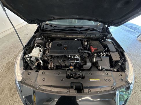 Used 2019 Nissan Altima 2.5 SR w/ SR Premium Package AWD/4WD image 18