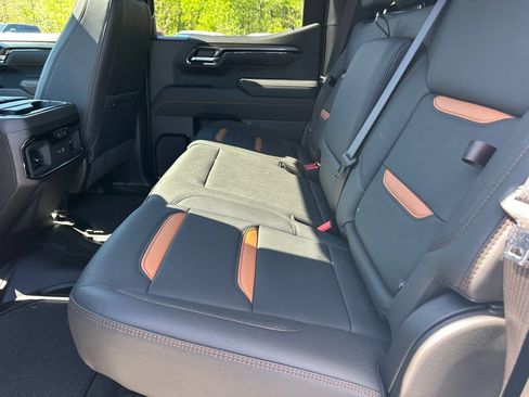 New 2026 GMC Sierra 1500 AT4 w/ AT4 Premium Package image 21