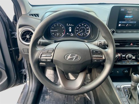 Used 2023 Hyundai Kona SEL image 11