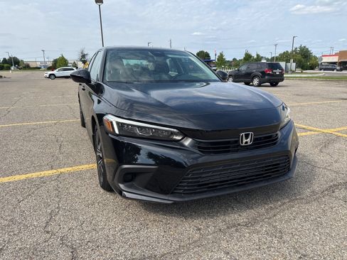 Used 2024 Honda Civic EX image 13