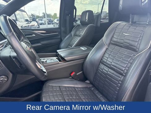 Used 2023 Cadillac Escalade Premium Luxury Platinum AWD/4WD image 14