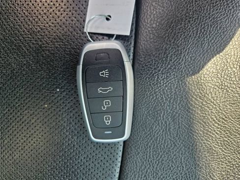 Used 2020 Jeep Compass Limited AWD/4WD image 29