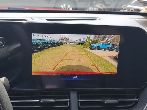 Used 2026 Chevrolet Trax LT image 25