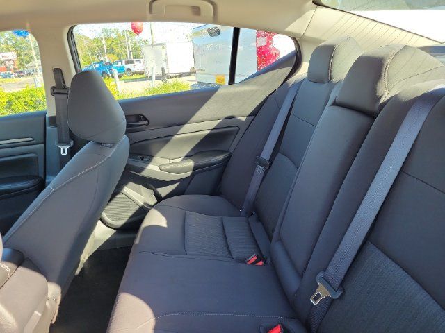 Used 2026 Nissan Altima 2.5 SV FWD image 12