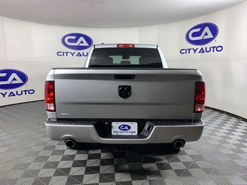 Used 2018 RAM 1500 Express w/ Express Value Package image 4