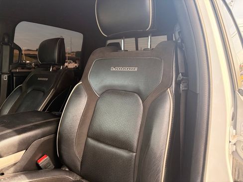 Used 2022 RAM 1500 Laramie w/ Sport Appearance Package AWD/4WD image 11
