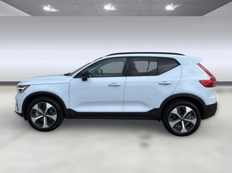 Used 2026 Volvo XC40 B5 Plus w/ Protection Package Premier AWD/4WD video 2