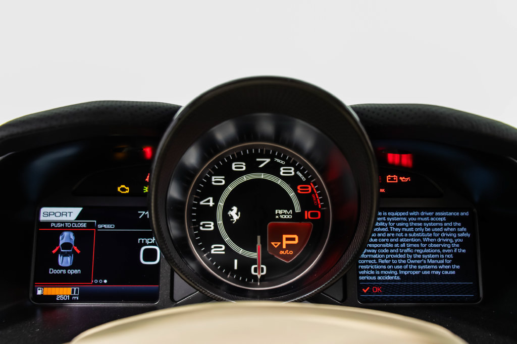 Certified 2022 Ferrari 812 GTS RWD image 40