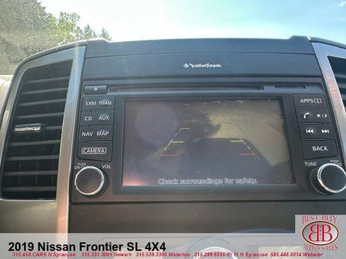 Used 2019 Nissan Frontier SL AWD/4WD image 19
