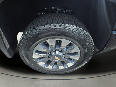 Used 2024 Chevrolet Silverado 2500 Custom w/ Custom Convenience Package AWD/4WD image 23