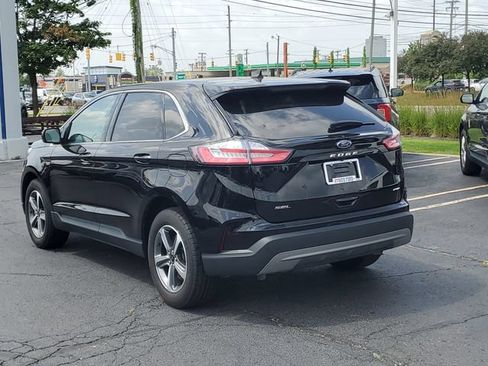 Certified 2023 Ford Edge SEL w/ Convenience Package AWD/4WD image 4
