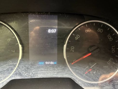 Used 2021 Toyota RAV4 LE FWD image 59