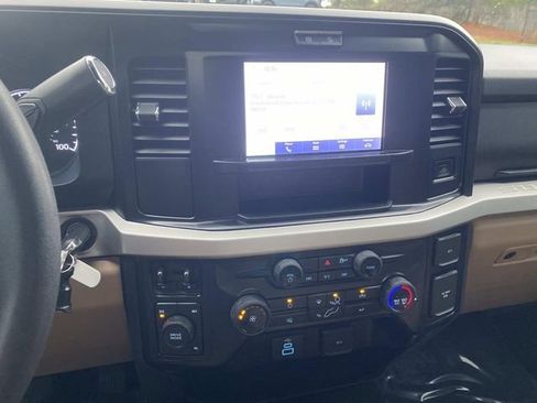 Used 2025 Ford F350 XLT image 23