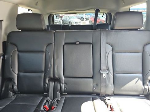 Used 2019 GMC Yukon SLT w/ Open Road Package image 12
