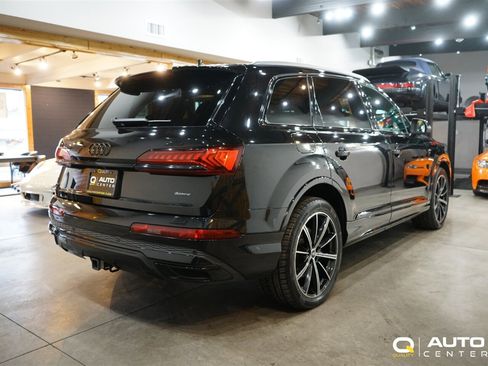 Used 2022 Audi Q7 image 5