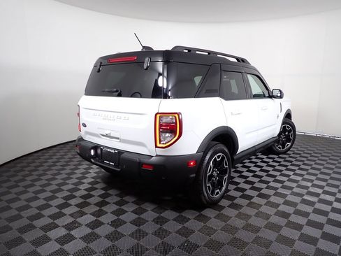 Used 2025 Ford Bronco Sport Outer Banks AWD/4WD image 17