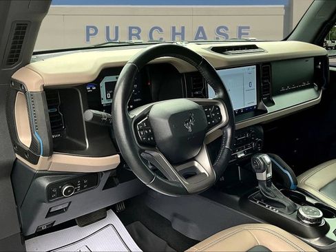 Used 2022 Ford Bronco Wildtrak AWD/4WD image 19