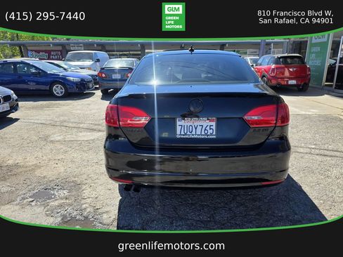 Used 2012 Volkswagen Jetta SE image 5