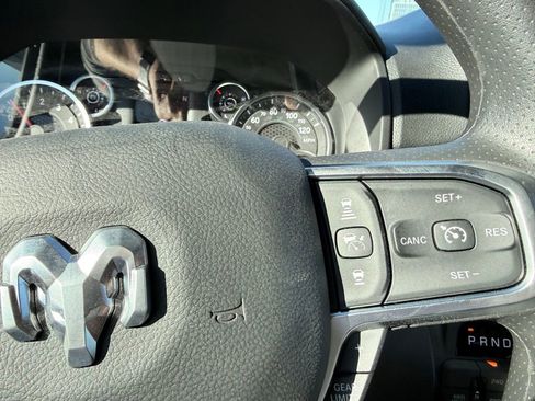 New 2026 RAM 1500 Express image 17