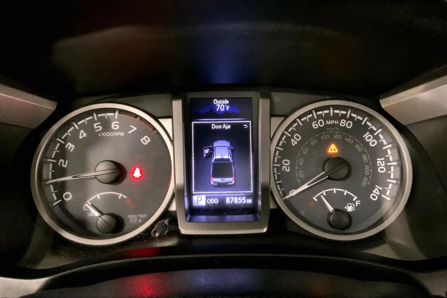 Used 2018 Toyota Tacoma Limited AWD/4WD image 26