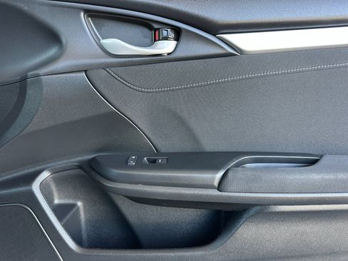 Used 2016 Honda Civic EX image 19