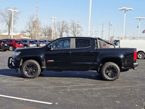 Used 2019 Chevrolet Colorado Z71 w/ Z71 Midnight Edition image 6