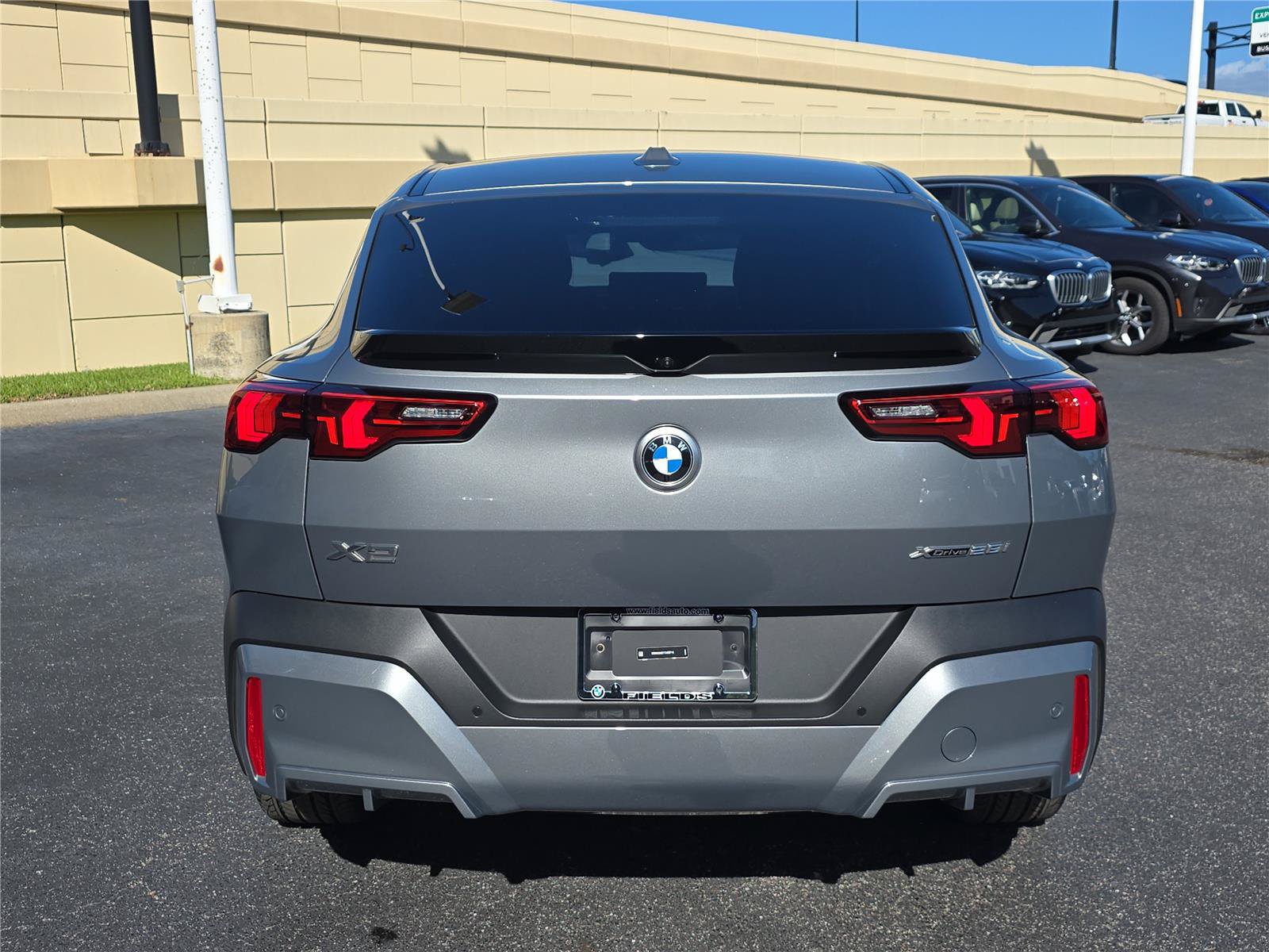 Used 2026 BMW X2 xDrive28i AWD/4WD image 4