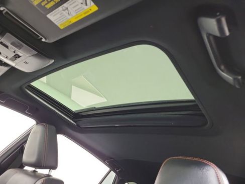 Used 2018 Toyota RAV4 SE AWD/4WD image 21