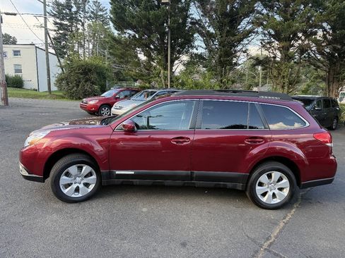 Used 2012 Subaru Outback 2.5i Premium AWD/4WD image 4