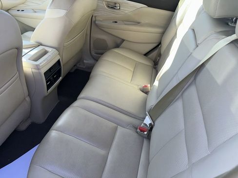 Used 2015 Nissan Murano SL w/ SL Technology Package image 7