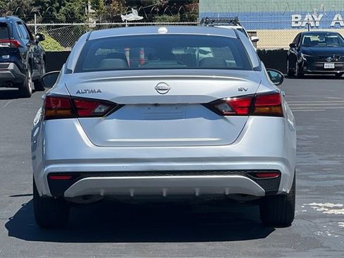 Used 2023 Nissan Altima 2.5 SV image 5