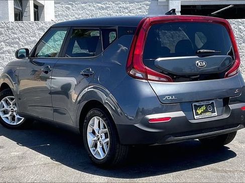 Used 2021 Kia Soul S FWD image 10